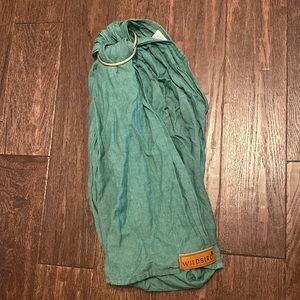 Like new condition Wildbird ring sling